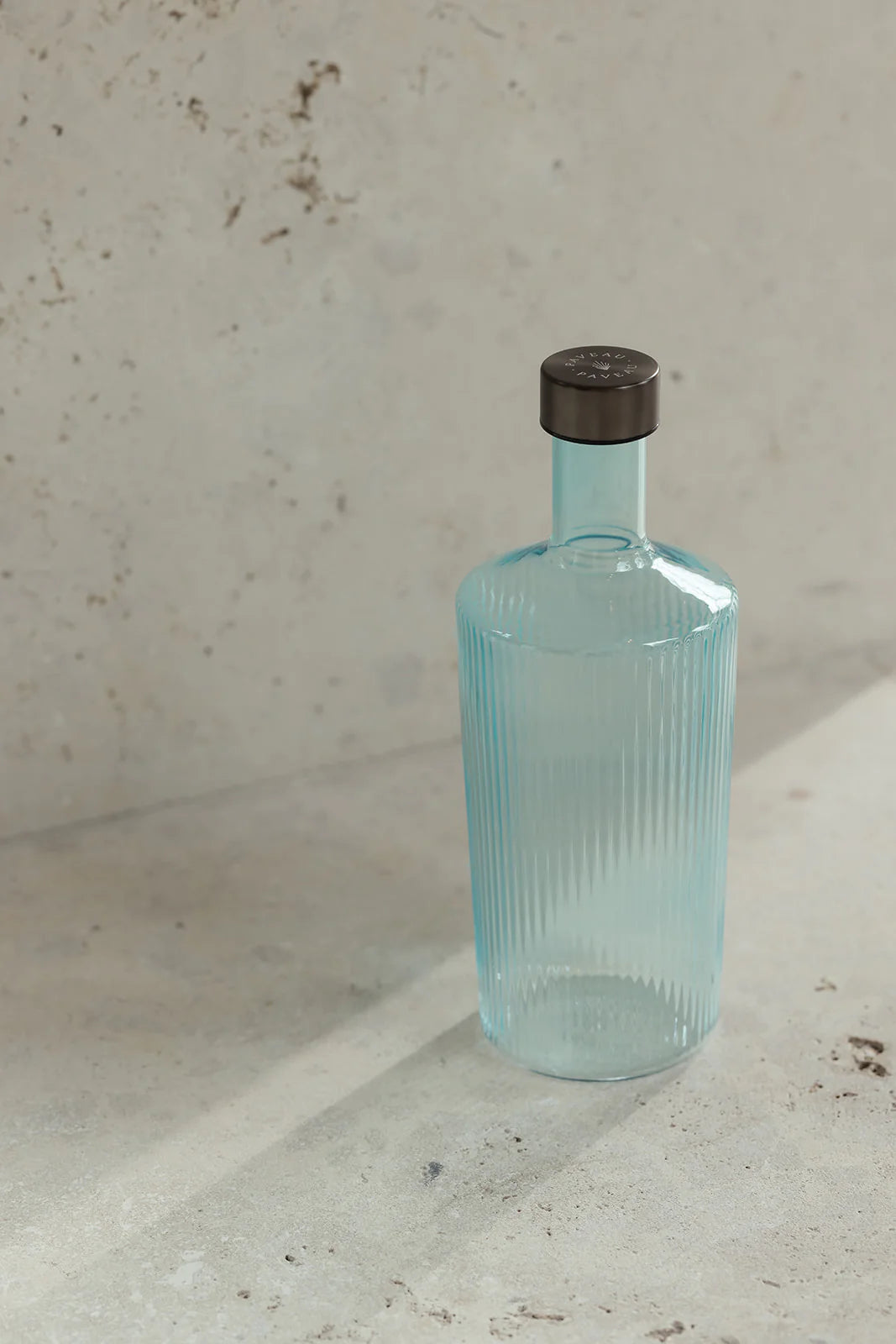 Paveau - Ribbed bottle Lucky